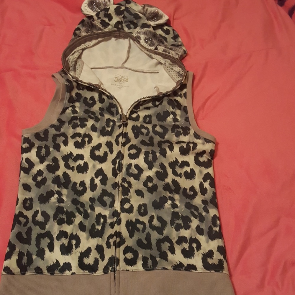 Girls Fashion Vest - Picture 2 of 3